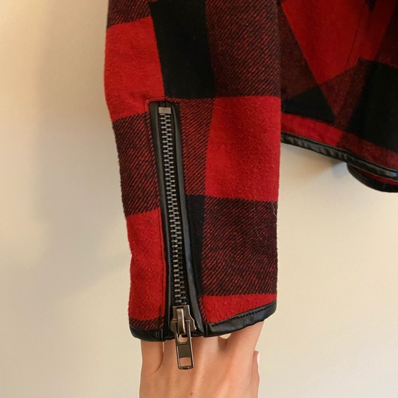 Buffalo Plaid Jacket - Picture 6 of 8